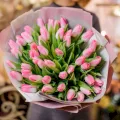 Bukiet różowych tulipanów